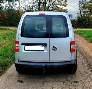Volkswagen Caddy 1,6 TDI Anh&#228;ngerkupplung LKW Zulassung Bild 3