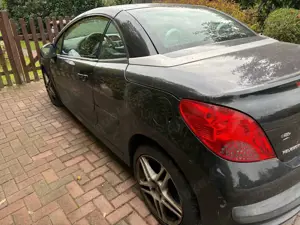 Peugeot 207 207 cc Bild 3