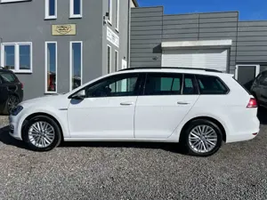 Volkswagen Golf VII Variant Cup BMT*2.HD*TüvNeu*AHK*Klima*