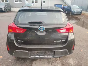 Toyota Auris Hybrid Start Edt. Allwetter, PDC vo+hi,SHZ Bild 4