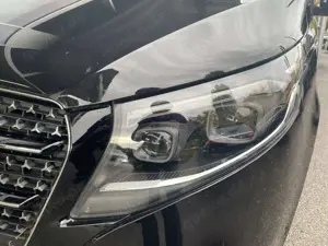 Mercedes-Benz V 250 V 250 d 4MATIC AVANTGARDE Lang AMG*LEDER*PANO*DISTRONIC Bild 3