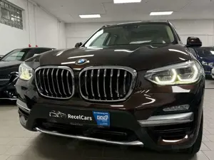 BMW X3 xDrive 30 d Luxury Line*PANO*LEDER*AHK*8-fach