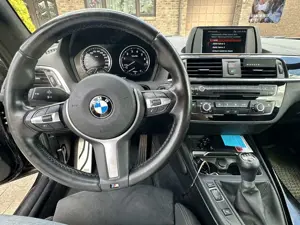 BMW 118 118 i Edition M Sport Shadow Bild 3