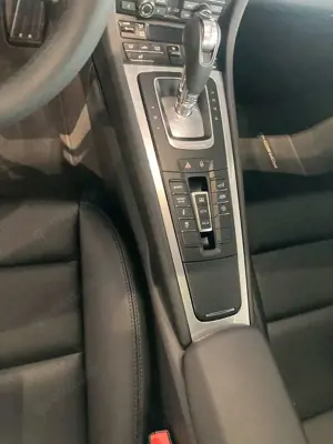 Porsche 911 911 991 Carrera 4 PDK Black Edition Bild 3