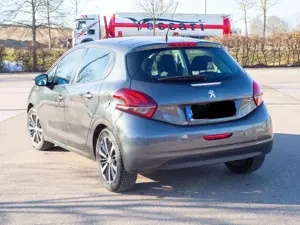 Peugeot 208 Service/TÜV/Zahnriemen neu! 208 PureTech 82 Activ Bild 5