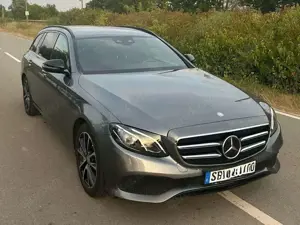 Mercedes-Benz E 220 E 220 d 4Matic T 9G-TRONIC Night Paket Widescreen