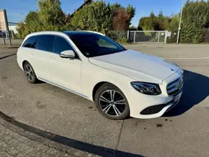 Mercedes-Benz E 220 d T 9G-TRONIC Avantgarde