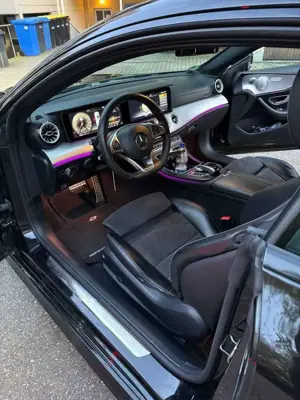 Mercedes-Benz E 200 E 200 4Matic Coupe 9G-TRONIC AMG Line Bild 5