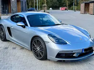 Porsche 718 Porsche Cayman PASM Liebhaberfahrzeug
