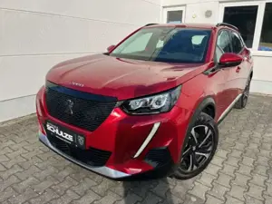 Peugeot 2008 PureTech 130 Allure