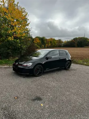 Volkswagen Golf GTI 7 Perf. 8-fach bereift, Inspektion Neu Bild 5