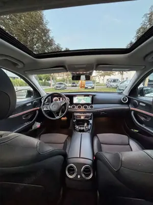 Mercedes-Benz E 350 d 4Matic 9G-TRONIC Bild 4