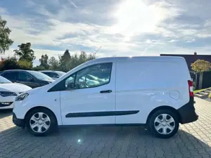 Ford Transit Courier Bild 5