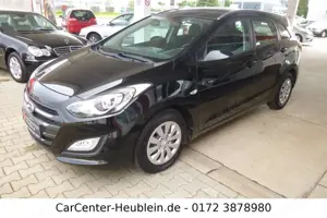 Hyundai i30 cw blue Classic Bild 3