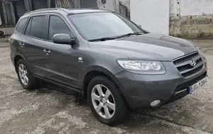 Hyundai SANTA FE GLS Bild 2