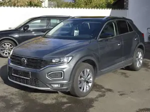 Volkswagen T-Roc Style 1.5TSI DSG*PANO*CAM*LED*Assist Pakets*ACC*
