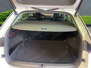 Skoda Octavia Combi Style 2.0 TDI+Alufelgen+Navi+Klimaautomatik Bild 5