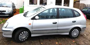 Nissan Almera Tino Acenta+ Klimaaut.,Kamera,Alu,BC,Eu4 Bild 4