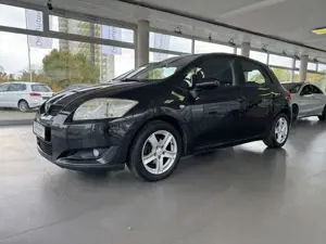 Toyota Auris Bild 2