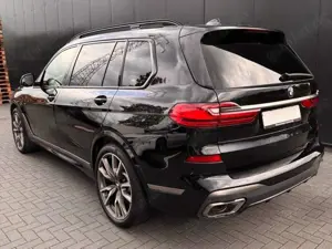 BMW X7 M X7 M50i