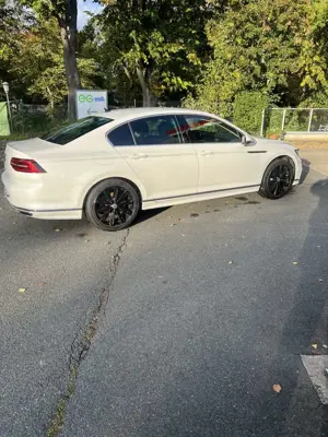 Volkswagen Passat Bild 3