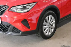 SEAT Arona 1.0 TSI Style LED AHK SzHzg Bild 3