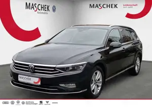Volkswagen Passat Variant Elegance 2.0 TDI DSG Navi HK ACC RearView