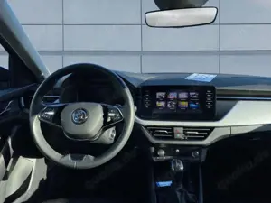 Skoda Scala Tour 1.0TSI DSG LED NAVI AHK Bild 5