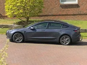 Tesla Model 3 Model 3 Langstreckenbatt. Allradantrieb Dual Motor