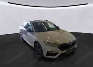 Skoda Octavia Combi RS 2.0TDI DSG AHK/RFK/PDC/HUD/LED