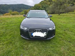Audi A4 A4 Avant 2.0 TDI DPF quattro Attraction