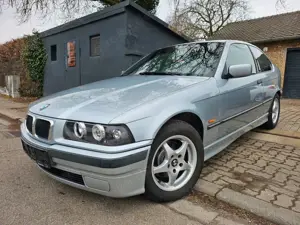 BMW 316 i Compakt Exclusiv Edition