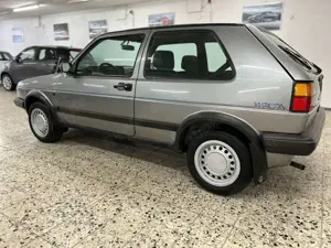 Volkswagen Golf 2 Bild 2