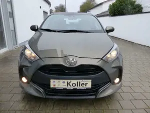 Toyota Yaris 1.5 VVT-iE Klima Kamera SHZ CarPlay Alu Bild 5