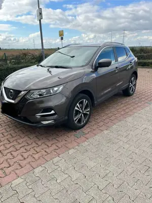Nissan Qashqai N-Connecta 1.3 DIG-T 6MT 140 PS