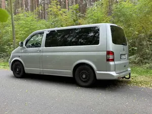 Volkswagen T5 Caravelle Kurz (5.Si.) Bild 5