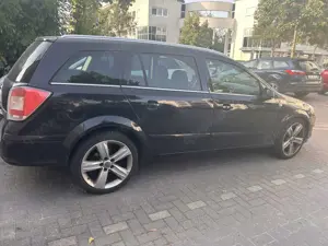 Opel Astra caravan