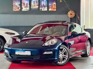 Porsche Panamera Diesel Schiebedach Bose Luft PCM 19Zoll