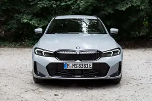 BMW 330 330e Touring xDrive Aut. M Sport NP 82t€