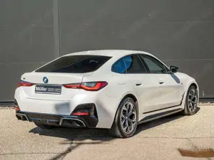 BMW i4 M50 Gran Coupé M Sportpaket HUD ACC 360° LED 1VB Bild 2