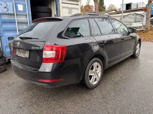 Skoda Octavia Combi Ambition Bild 4