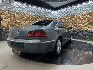 Volkswagen Phaeton V6 TDI 5-Sitzer 4M Lang *Schiebedach* Bild 2