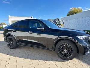 Mercedes-Benz GLC 300 d AMG*PANO*NIGHT PAKET*5 JAHRE GARANTIE*