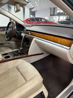 Volkswagen Phaeton V6 TDI 5-Sitzer 4M Lang *Schiebedach* Bild 5