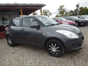 Suzuki Swift 1.2 Club 4x4 Bild 3