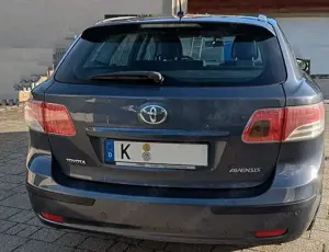Toyota Avensis Bild 4