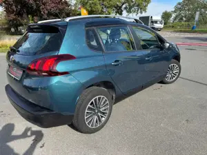Peugeot 2008 Active Bild 3