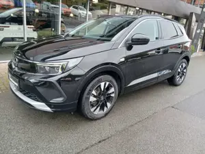 Opel Grandland 1.5 D Automatik Business Elegance
