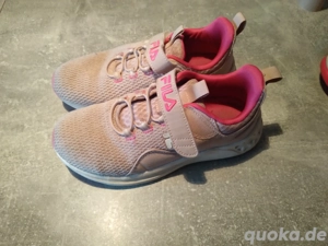 Fila Hallenschuhe wie neu gr 34