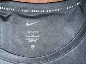 NIKE Herren T-Shirt, XL, schwarz Bild 4 NIKE Herren T-Shirt, XL, schwarz Bild 4